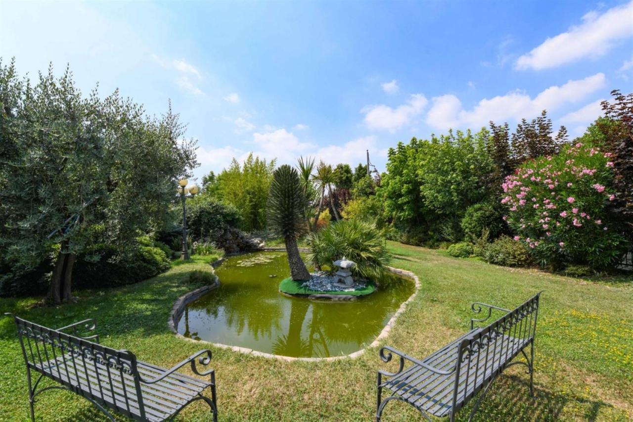 Private Luxury Villa With Pool Moniga del Garda Zewnętrze zdjęcie