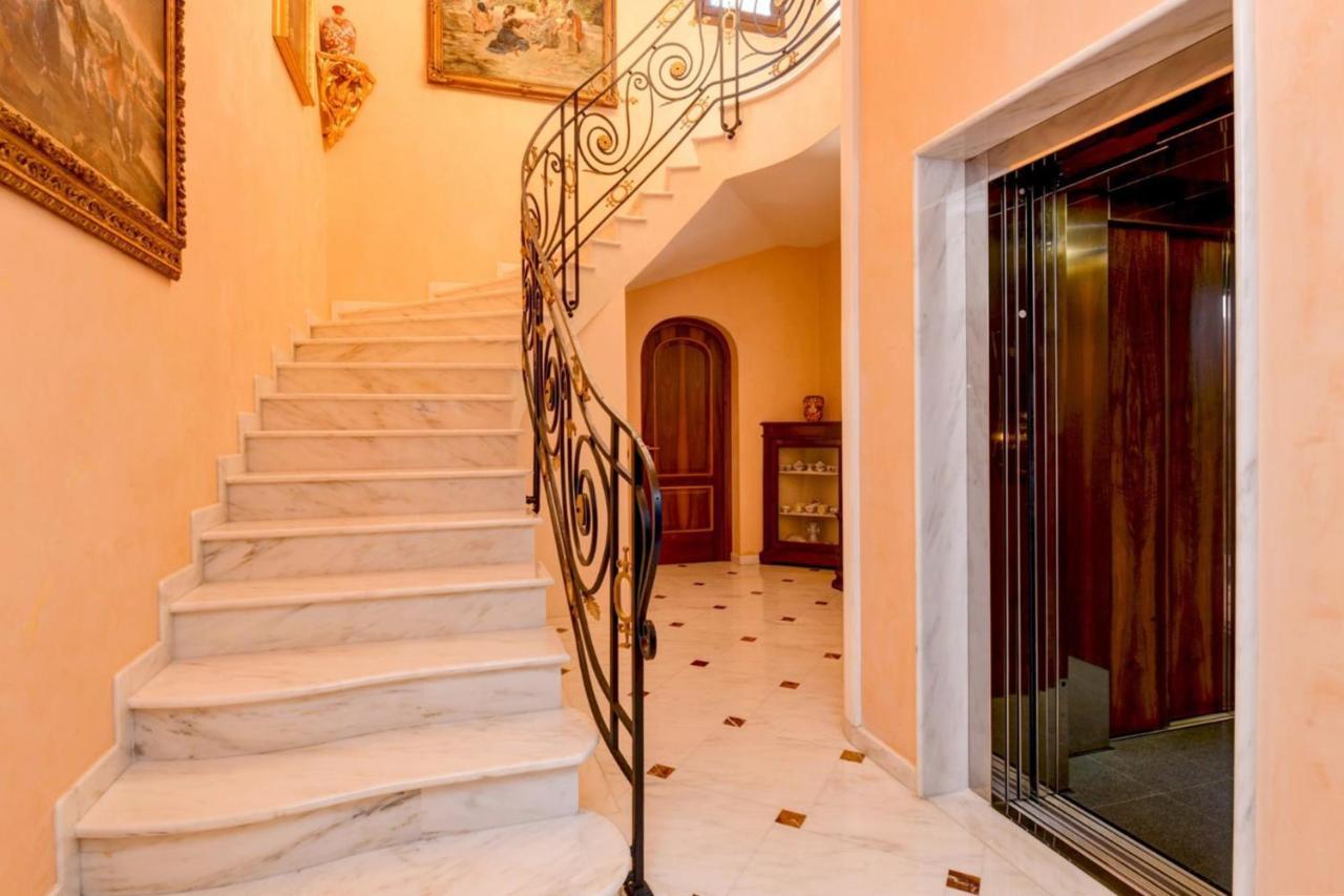 Private Luxury Villa With Pool Moniga del Garda Zewnętrze zdjęcie